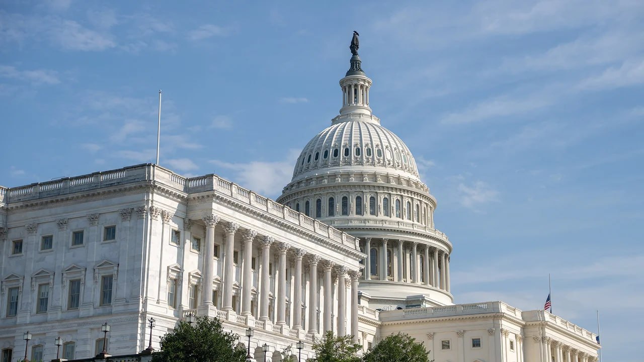 Республиканцы требуют от Трампа ужесточить санкции против России