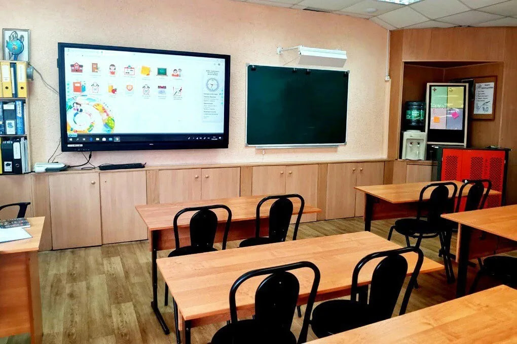 Школы Липецка перевели на дистант из-за возможных провокаций