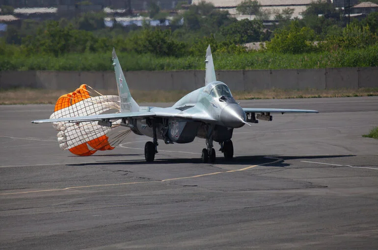 Швеция поставит Киеву 16 самолётов Gripen