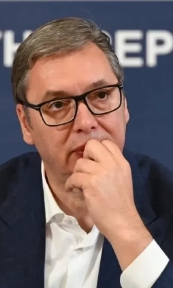 Вучич неожиданно прибыл в Эмираты и осудил нападения на ОАЭ