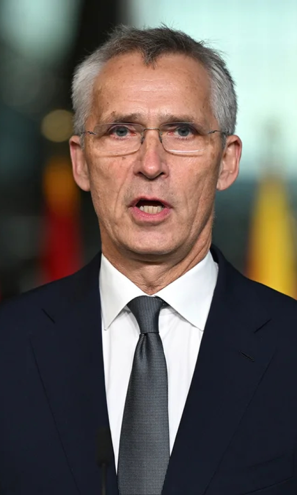 Столтенберг призвал Европу сохранить США как союзника по НАТО