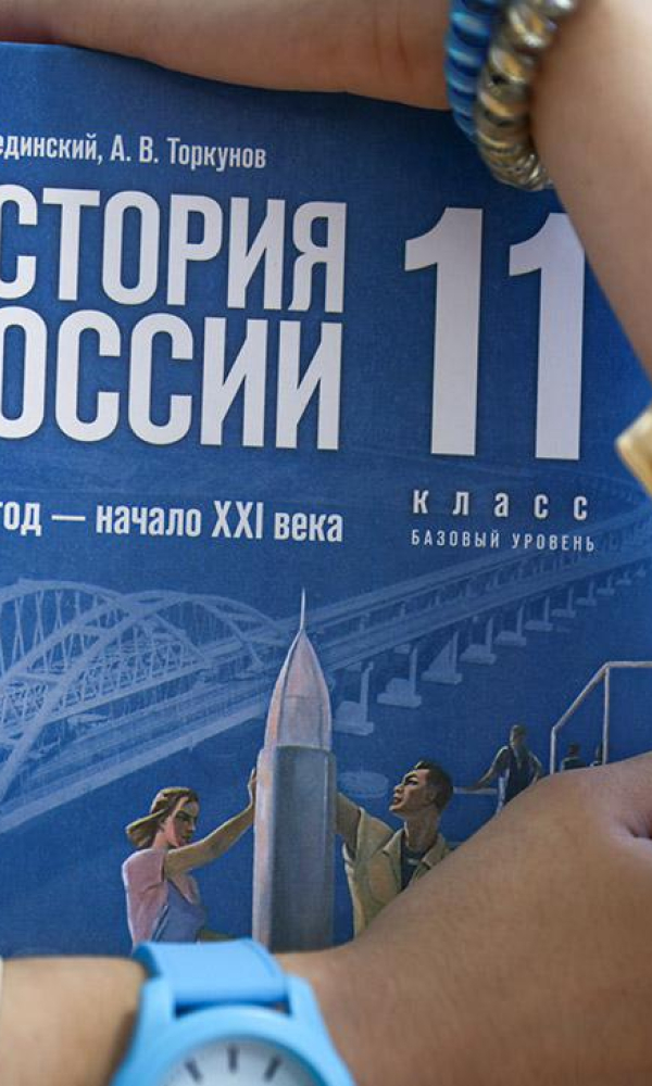 Медуза под дождем: почему пропаганде верят больше, чем историкам