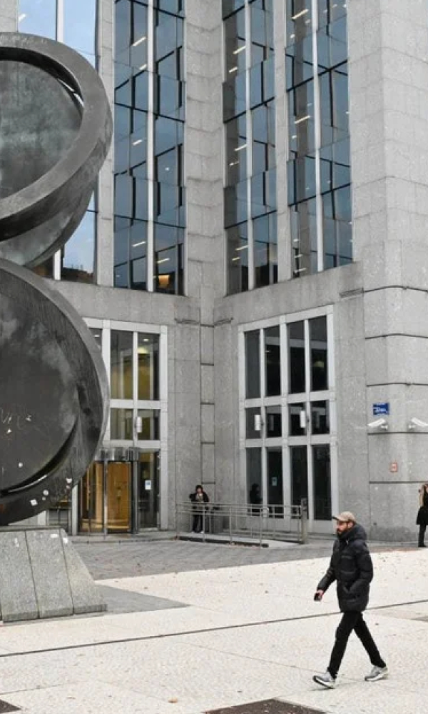 ФССП взыскивает с Euroclear Bank более 25,4 миллиарда рублей