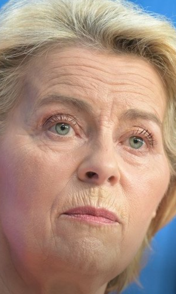 Politico: фон дер Ляйен отказалась встречаться с премьером Канады и спровоцировала скандал